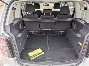 Volkswagen Touran Cross 2.0 TDI DPF 170 CP - imagine 5