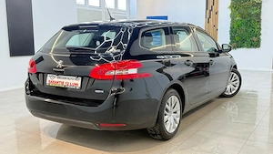 ** Peugeot 308 ** - imagine 8
