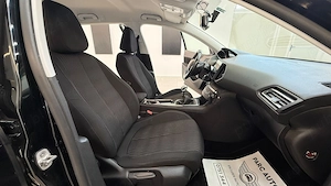 ** Peugeot 308 ** - imagine 16