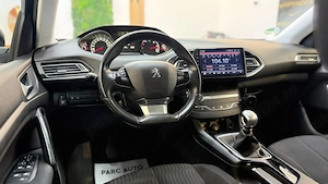 ** Peugeot 308 ** - imagine 18