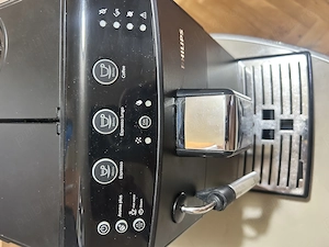 Espressor automat Philips HD8827 09, 1850W, Sistem spumare lapte, Rasnite ceramice, Boiler incalzire