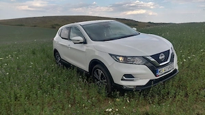 Vând Nissan Qashqai N-Connecta 1.3 DIG-T 140 CP   2021  - imagine 4
