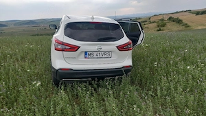 Vând Nissan Qashqai N-Connecta 1.3 DIG-T 140 CP   2021  - imagine 6