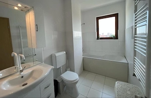 Proprietar inchiriez apartament cu 2 camere,zona Torontalului,complex Toronto - imagine 3