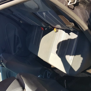 Ford fiesta benzină  de oras - imagine 4