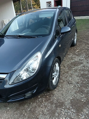 Vând Opel Corsa D  - imagine 2
