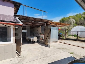 Casă P+1+M, 490 mp, teren 2.714 mp, zona Pucioasa - imagine 2
