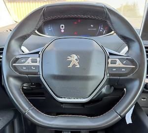 Peugeot 3008 - imagine 10