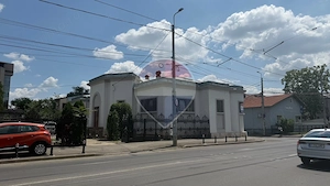 Cladire simbolica de inchiriat -Centrul Istoric Ploiesti - imagine 3