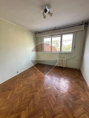 Apartament 3 camere decomandat Piața Rogerius - imagine 11