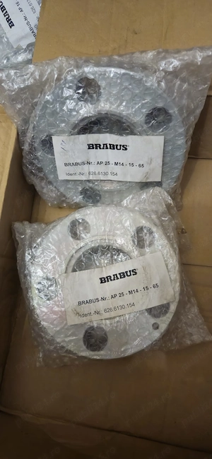 NOI - distantiere roti BRABUS pt Mercedes-Benz - imagine 2