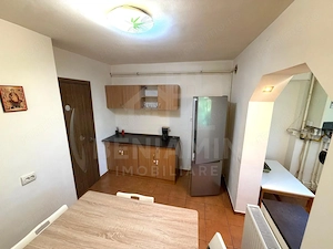 3 camere decomandat cu 2 bai Rovine etajul 3 centrala termica 72mp - imagine 6