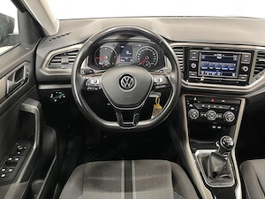 Volkswagen T-Roc - imagine 6