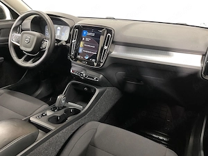 Volvo XC 40 - imagine 8