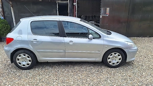 peugeot 307 1,6 i.  80000 km