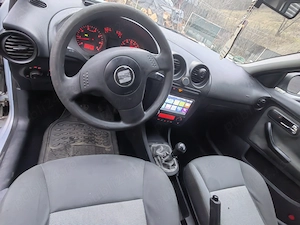 Vând Seat Ibiza , an 2004 - imagine 2