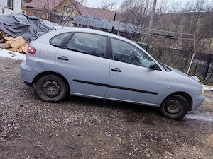 Vând Seat Ibiza , an 2004 - imagine 4