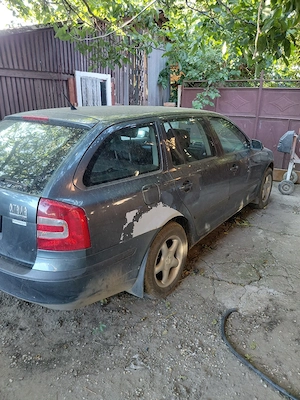 vand skoda octavia 2 - imagine 4