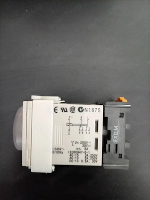 Releu analogic Omron H3CR 