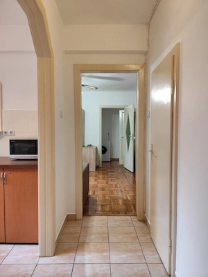 Apartament 2 camere, semidecomandat, ultracentral, Oradea – INCHIRIERE - imagine 11
