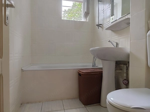 Apartament 2 camere, semidecomandat, ultracentral, Oradea – INCHIRIERE - imagine 8
