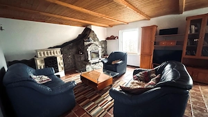 Casa de vacanta cu teren 2000mp Valea Avrigului - imagine 3