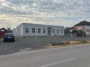 Casa pozitionata intre: gradinita, cabinet medical si școală - imagine 5