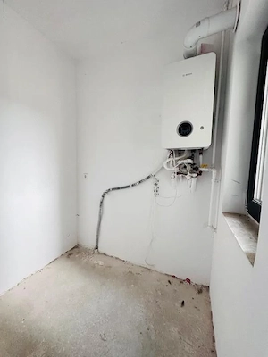 Duplex despartit prin camera tehnica- 4 camere si 3 bai - Urseni  - imagine 9