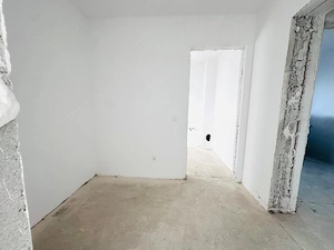 Duplex despartit prin camera tehnica- 4 camere si 3 bai - Urseni  - imagine 15
