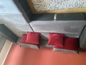 Colțar extensibil cu funcție de dormit