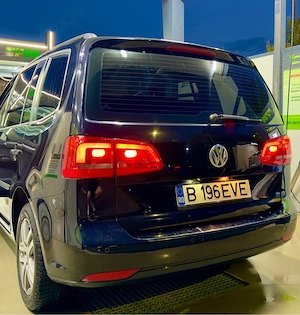 VW Touran 2012 1.6 TDI 7 Locuri Climatronic CarPlay Cameră Marșarier  - imagine 2