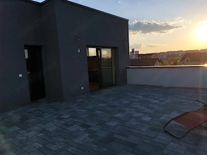 Casa individuala de lux 8 camere Selimbar - imagine 11