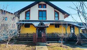 Închiriere vilă 4 camere pt petreceri 