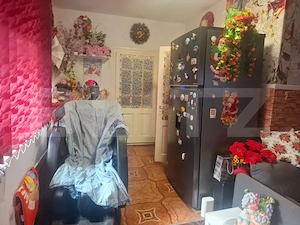 Casa de vanzare, 90 mp, teren 1980 mp, zona Titu - imagine 9