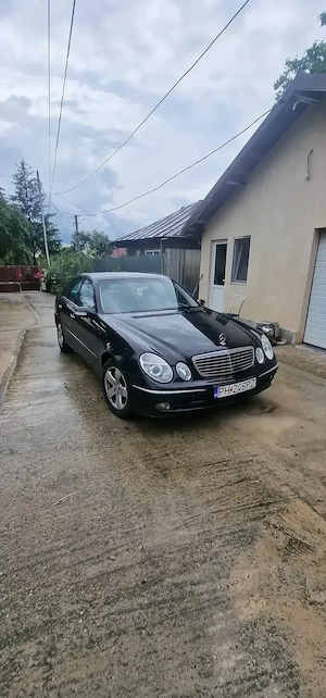 Mercedes E240 4x4  w211 4matic - imagine 3