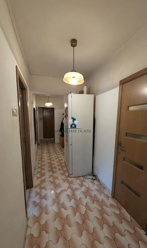 Vanzare Apartament 4 Camere Semidecomandat Sos.Oltenitei - imagine 3