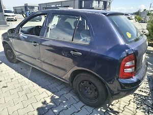 Skoda Fabia 1.4 benzina - imagine 2
