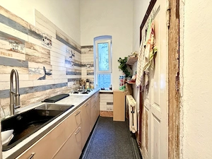 Casa 4 camere, 136 mp utili, curte comuna - Zona Centrala - imagine 8