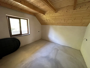 Casa cu teren 770mp langa râu Lotrioara - imagine 13