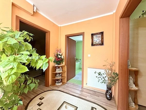 Casa individuala cu 4 camere, 150 mp utili, 380 mp teren - Dumbravita - imagine 13