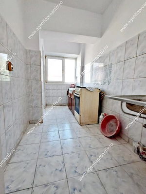 Apartament cu 1 cameră, cartier IC Frimu, etajul 3 - imagine 2