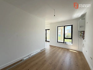 Duplex cu 442 mp teren | Dumbravita | Terase din travertin | Scara lemn masiv - imagine 19