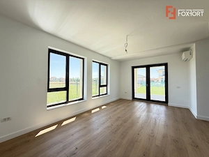 Duplex cu 442 mp teren | Dumbravita | Terase din travertin | Scara lemn masiv - imagine 12