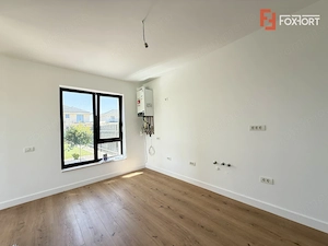 Duplex cu 442 mp teren | Dumbravita | Terase din travertin | Scara lemn masiv - imagine 16