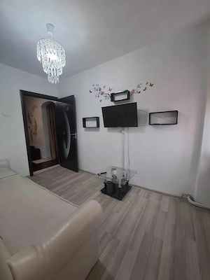 De vanzare apartament cu 3 camere, zona ultracentrala, 2 balcoane, mobilat si utilat 69000euro - imagine 16