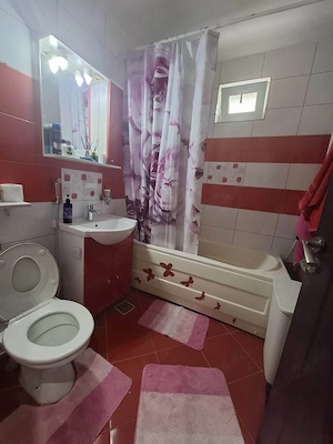 De vanzare apartament cu 3 camere, zona ultracentrala, 2 balcoane, mobilat si utilat 69000euro - imagine 4
