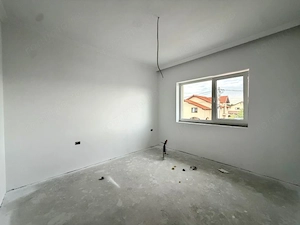 Duplex nou despartit prin garaj, 4 camere, 108 mp utili - Dumbravita - imagine 5