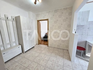 Apartament 2 camere de vanzare mobilat pivnita balcon Siretului Sibiu - imagine 15