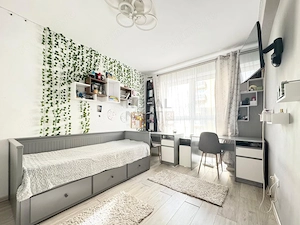 De inchiriat apartament de 2 camere in Avantgarden 3 - imagine 8