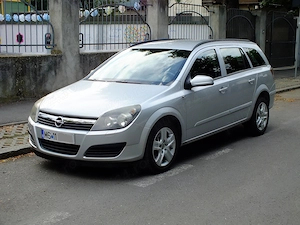 Opel Astra H caravan 1,9 TD - imagine 3